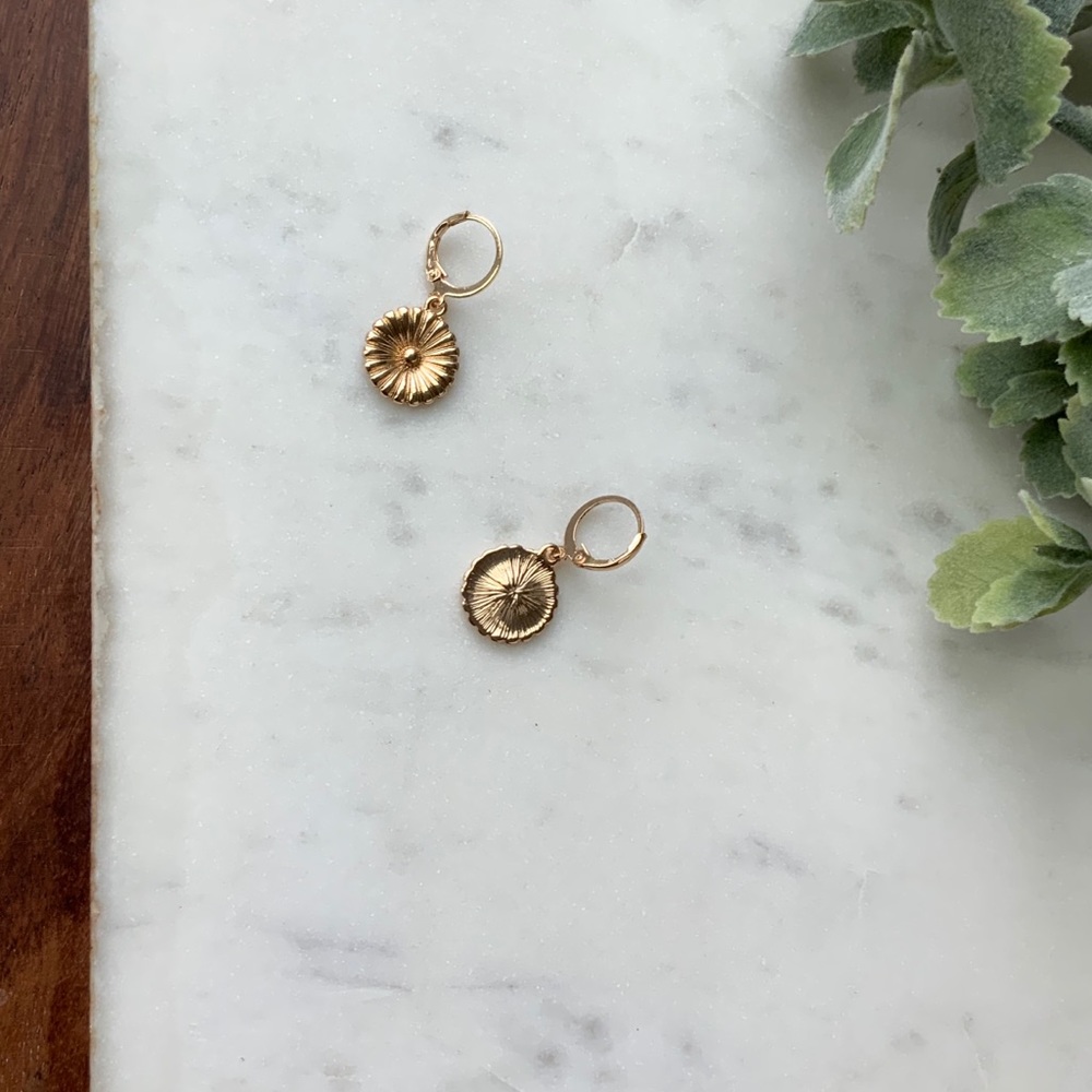 The Georgie - Mini Hoop Classic Flower Earrings - Picture 4 of 4